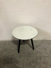 WHITE 3 LEGGED CIRCLE COFFEE TABLE