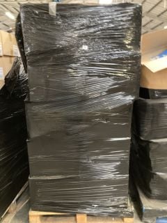 PALLET OF ASSORTED FOOD TAKE-AWAY ITEMS TO INCLUDE LIN PAC C78-25 CLEAR CONTAINERS