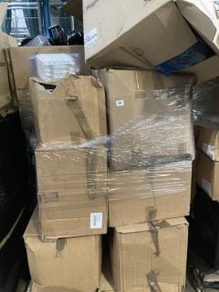 PALLET OF ASSORTED FOOD TAKE-AWAY ITEMS TO INCLUDE 90MM PETRI DISH TRIPLE VENT CONTAINERS