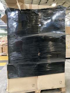 PALLET OF ASSORTED FOOD TAKE-AWAY ITEMS TO INCLUDE 500CC 2 CAVITY SALAD CONTAINERS WITH SPORKS