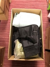 QUANTITY OF CLOTHING & APPAREL ITEMS TO INCLUDE BLACK WOMENS HAND BAG: LOCATION - C