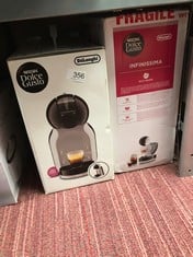 QUANTITY OF KITCHEN & APPLIANCES ITEMS TO INCLUDE DE'LONGHI EDG 155.BG NESCAFÉ DOLCE GUSTO MINI-ME AUTOMATIC COFFEE MACHINE 0.8 LITERS, BLACK & ARCTIC GREY: LOCATION - C