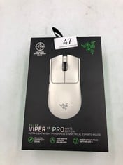 RAZER VIPER V3 PRO - ULTRA-LIGHTWEIGHT WIRELESS ESPORTS GAMING MOUSE (8K HZ HYPERPOLLING, 55G LIGHTWEIGHT DESIGN, FOCUS PRO SENSOR 35K DPI, HYPERSPEED WIRELESS, 95 HOURS BATTERY LIFE) WHITE.: LOCATIO