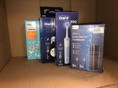 QUANTITY OF HEALTH & BEAUTY ITEMS TO INCLUDE ORAL-B VITALITY PRO ELECTRIC TOOTHBRUSHES ADULTS, 1 HANDLE, 2 TOOTHBRUSH HEADS, 3 BRUSHING MODES INCLUDING SENSITIVE PLUS, 2 PIN UK PLUG, BLUE: LOCATION -