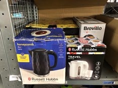 QUANTITY OF KITCHEN & APPLIANCES ITEMS TO INCLUDE RUSSELL HOBBS ELECTRIC 0.85L TRAVEL KETTLE, SMALL & COMPACT, DUAL VOLTAGE, IDEAL FOR ABROAD/CARAVAN/CAMPING, INC 2 CUPS & SPOONS, REMOVABLE WASHABLE