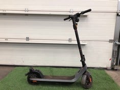 MAKE LIFE ELECTRIC ADULTS ELECTRIC SCOOTER - COLLECTION ONLY - LOCATION RIGHT RACK