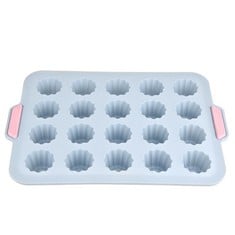 14 X GUO WALL SILICONE MUFFIN TRAY 12 CUP, CUPCAKE TIN, BAKING MOULD FOR MUFFINS OR CUPCAKES - TOTAL RRP £105: LOCATION - B RACK