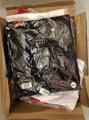 QUANTITY OF ITEMS TO INCLUDE POKERSTARS  XL WHITE T SHIRT: LOCATION - D RACK