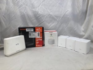 4X ASSORTED WIFI ITEMS TO INCLUDE GOOGLE WIFI GEN 1  WIFI.: LOCATION - C RACK