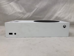 MICROSOFT XBOX SERIES S 120 FPS DIGITAL 512GB SSD CONSOLE: MODEL NO 1883: LOCATION - C RACK