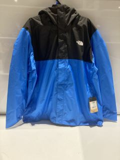 QTY OF ASSORTED CLOTHING ITEMS TO INCLUDE THE NORTH FACE & SLIM FIT TAPERED LEG FULL LENGTH STYLE SIZE L