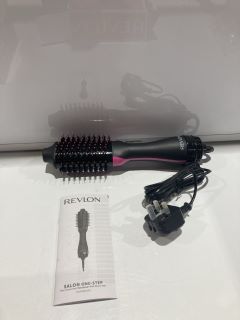 QTY OF REVLON ONE STEP VOLUMISER