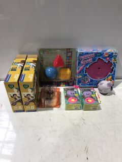 QTY OF ASSORTED ITEMS TO INCLUDE CLEMENTONI 24 MAXI PUZZLE