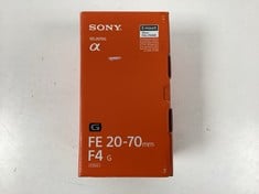 SONY SEL2070G CAMERA LENS (ORIGINAL RRP - €1301.41) IN BLACK. (SONY FE 20-70MM F4 G LENS, LIGHTS ARE VISIBLE ON THE GLASS AND THERE IS A LOOSE PIECE INSIDE (HEARD WHEN MOVING THE LENS)) [JPTZ7051]