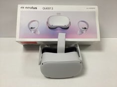 OCULUS QUEST 2 128GB VIRTUAL REALITY GLASSES (ORIGINAL RRP - €249,99) IN WHITE. (WITH BOX + CHARGER + CONTROLLERS (SEE PHOTOS)) [JPTZ7382]