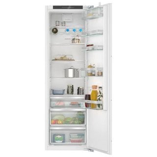 SIEMENS INTEGRATED TALL FRIDGE: MODEL KI81RADD0GB - RRP £1208: LOCATION - D2