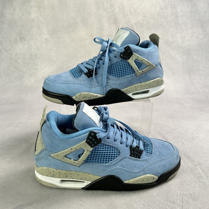 Air Jordan Retro 4 University Blue Sneakers CT8527-400 - Size UK 8.5 (VAT ONLY PAYABLE ON BUYERS PREMIUM)