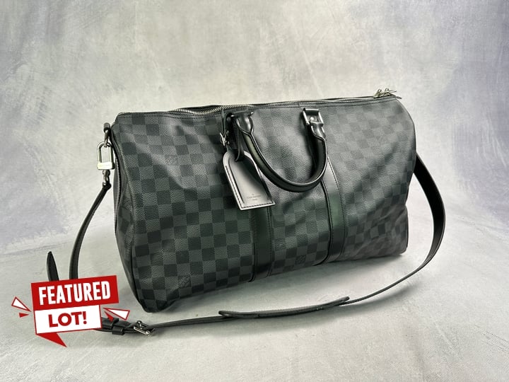 Louis Vuitton 45 Keepall Damier travel Bag With Lock And Keys  - 45x21x27cm (Approx) (VAT ONLY PAYABLE ON BUYERS PREMIUM)