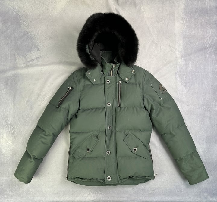 Moose Knuckles 3Q Down Parka - Size S (VAT ONLY PAYABLE ON BUYERS PREMIUM)