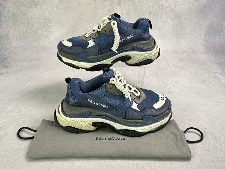 Balenciaga Triple S Sneakers With Dust Bag - Size UK 6 (VAT ONLY PAYABLE ON BUYERS PREMIUM)