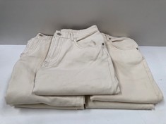 5 X PREMIUM DESIGNER BEIGE JEANS VARIOUS SIZES (TOTAL P.V.P 790€) - LOCATION 12A.