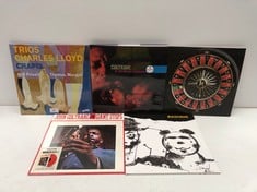 5 X VINYL ASSORTED ARTISTS INCLUDING JOHN COLTRANE - LOCATION 47B.