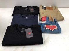 5 X LEVIS CLOTHING VARIOUS MODELS INCLUDING BLACK T-SHIRT SIZE XL-LOCATION 16B.