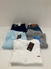 5 X LEVI'S GARMENTS VARIOUS SIZES AND MODELS INCLUDING GREY POLO SHIRT L - LOCATION 50C.