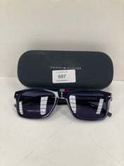 TOMMY HILFIGER SUNGLASSES BLACK MODEL TH 1794/S -LOCATION 14C.