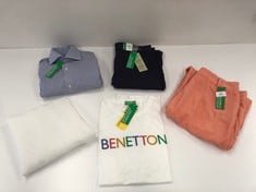 5 X BENETTON CLOTHING VARIOUS SIZES AND MODELS INCLUDING WHITE T-SHIRT SIZE S - LOCATION 8C.