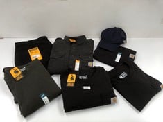 7 X CLOTHING VARIOUS SIZES AND MODELS CARHARTT BRAND INCLUDING GREEN T-SHIRT SIZE 2XL - LOCATION 8C.