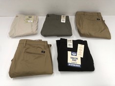 5 X DOCKERS TROUSERS VARIOUS SIZES AND MODELS INCLUDING GREEN TROUSERS SIZE 32 - LOCATION 4C.