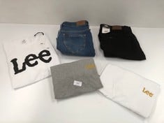 5 X CLOTHING VARIOUS SIZES AND MODELS LEE BRAND INCLUDING WHITE T-SHIRT SIZE L - LOCATION 4C.