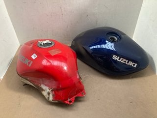 2 X SUZUKI MOTORBIKE FUEL TANKS: LOCATION - A1