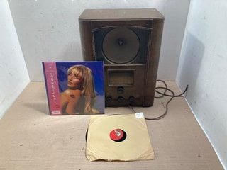 VINTAGE STEREO TO INCLUDE SABRINA CARPENTER VINYL RECORD: LOCATION - A3