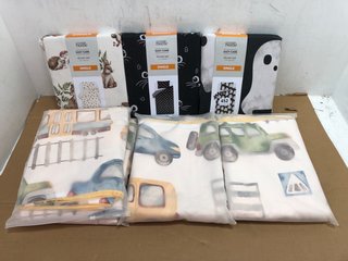 7 X ASSORTED BEDDING ITEMS TO INCLUDE ASDA GEORGE HOME EASY CARE HALLOWEEN SINGLE DUVET COVER: LOCATION - B7