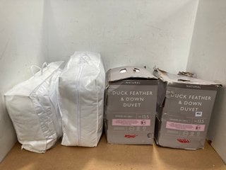 4 X ASSORTED JOHN LEWIS & PARTNERS BEDDING ITEMS TO INCLUDE 2 X NATURAL DUCK FEATHER & DOWN 13.5TOG KINGSIZE DUVETS: LOCATION - B3