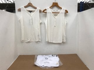 2 X CREW CLOTHING COMPANY HENLEY VESTS IN WHITE - UK 14 TO ALSO INCLUDE CREW CLOTHING COMPANY HARLIE SHIRT IN WHITE - UK 14: LOCATION - C5