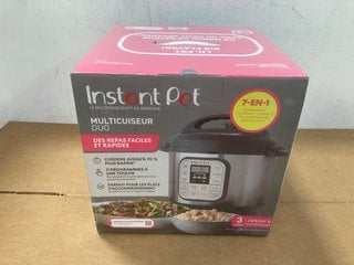 INSTANT POT DUO MULTI USE PRESSURE COOKER: LOCATION - C7