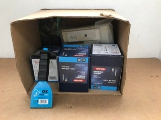 QTY OF ASSORTED HARDWARE ITEMS TO INCLUDE 3 X BOXES OF RAPTOR DRYWALL SCREWS: LOCATION - D14