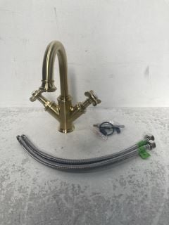 TRADITIONAL CROSSHEAD MONO BASIN MIXER TAP IN BRUSHED BRASS - RRP £205: LOCATION - RACKING 2