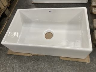 (COLLECTION ONLY) LONDON STYLE SINGLE BOWL CERAMIC KITCHEN SINK 760 X 460 X 225MM - RRP £395: LOCATION - C6