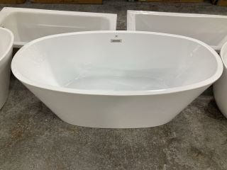 1600 X 750MM MODERN TWIN SKINNED DOUBLE ENDED FREESTANDING BATH WITH INTEGRAL CHROME SPRUNG WASTE & OVERFLOW - RRP £1319: LOCATION - C2