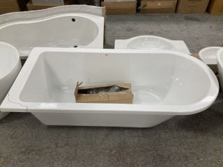 1710 X 780MM TRADITIONAL NTH SINGLE ENDED FREESTANDING BATH WITH A SET OF CHROME CLAW & BALL FEET **MINOR REPAIRABLE CRACK TO OUTER TOP EDGE** - RRP £1009: LOCATION - C2