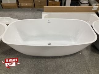 1800 X 880MM MODERN TWIN SKINNED DOUBLE ENDED FREESTANDING BATH WITH INTEGRAL CHROME SPRUNG WASTE & OVERFLOW - RRP £1489: LOCATION - C3