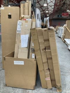 (COLLECTION ONLY) QTY OF ASSORTED ITEMS TO INCLUDE SHOWER WALL PROFILES, WET ROOM SUPPORT BARS, SHOWER QUAD PANEL PLINTH PACKS & ASSORTED LENGTHS OF FURNITURE PLINTHS - RRP £800: LOCATION - BACK RACK