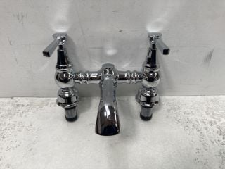 EDWARDIAN STYLE DECK MOUNTED BATH FILLER IN CHROME - RRP £305: LOCATION - RACKING 1