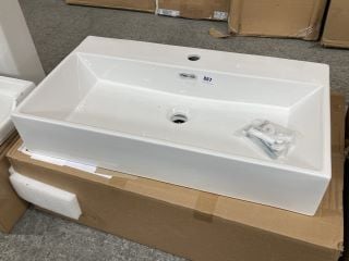 750 X 420MM 1TH CERAMIC COUNTERTOP BASIN - RRP £320: LOCATION - D3