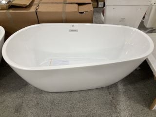 1500 X 750MM MODERN TWIN SKINNED DOUBLE ENDED FREESTANDING BATH WITH INTEGRAL CHROME SPRUNG WASTE & OVERFLOW - RRP £1289: LOCATION - C4