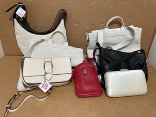 7 X WOMENS BAGS TO INCLUDE JOHN LEWIS & PARTNERS CRESCENT SADDLE BAG IN WHITE - RRP £89: LOCATION - H10